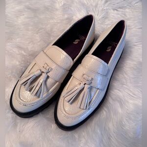 Franco Sarto Cream Chunky Loafers w/ Tassel